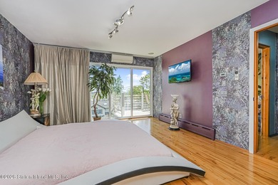 Welcome to 75 Longview Road, a custom-built contemporary home - photo 16