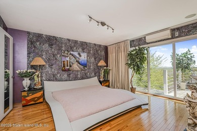 Welcome to 75 Longview Road, a custom-built contemporary home - photo 17