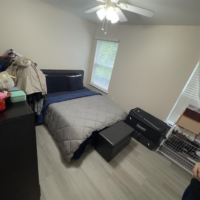 Fantastic location and turn-key townhome at Merritt Park in - photo 18