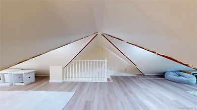 Newly renovated and move-in ready, this fully detached - photo 18