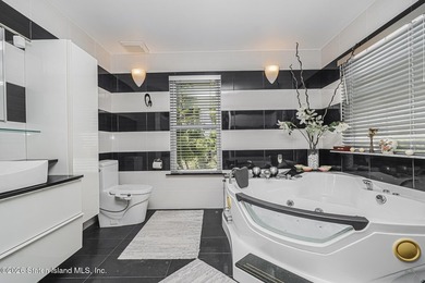 Welcome to 75 Longview Road, a custom-built contemporary home - photo 18