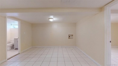 Newly renovated and move-in ready, this fully detached - photo 21