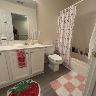 Fantastic location and turn-key townhome at Merritt Park in - photo 23