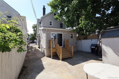 Newly renovated and move-in ready, this fully detached - photo 27
