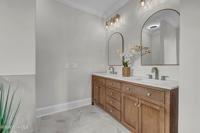 Commanding exceptional Intracoastal Waterway and golf course - photo 30
