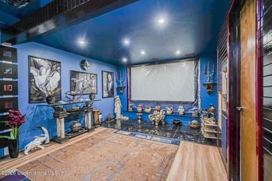 Welcome to 75 Longview Road, a custom-built contemporary home - photo 32