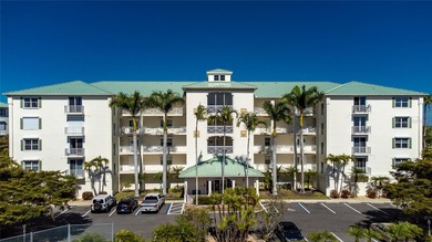 STUNNING 3 Bedroom, 2 Bathroom TOP FLOOR condo located in the - photo 50