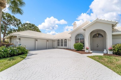 SPACIOUS CUSTOM 5 BEDROOM, 4 BATHROOM HOME IN GATED COMUNITY ON - photo 1