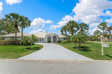 SPACIOUS CUSTOM 5 BEDROOM, 4 BATHROOM HOME IN GATED COMUNITY ON - photo 9