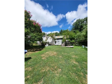 Grand Location on 8.5 Acres zoned for farming. This is a Buyers' - photo 2