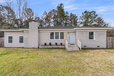 Lake Moultrie Home For Sale in Saint Stephen South Carolina