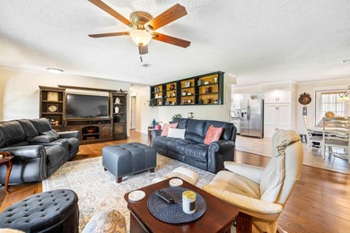 Welcome to your dream lake view retreat! This beautiful 2,752 sq - photo 11