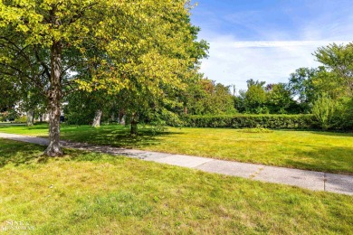 Lake Saint Clair Lot For Sale in Grosse Pointe Park Michigan