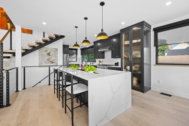 Don't let this once-in-a-generation waterfront masterpiece pass - photo 27