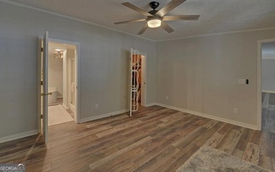 Lakefront living at its best on Lake Hartwell! This 3-bedroom - photo 28