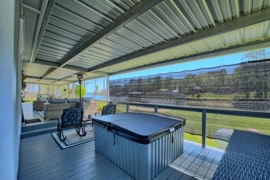 PRIVATE BOAT RAMP WATERFRONT RETREAT located in a deep cove in - photo 28