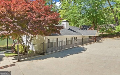 Lakefront living at its best on Lake Hartwell! This 3-bedroom - photo 30