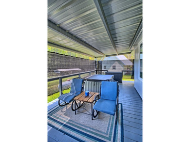 PRIVATE BOAT RAMP WATERFRONT RETREAT located in a deep cove in - photo 30