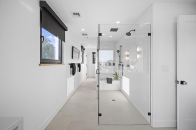 Don't let this once-in-a-generation waterfront masterpiece pass - photo 36
