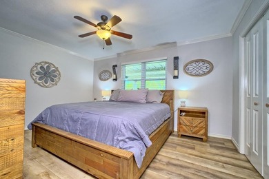 PRIVATE BOAT RAMP WATERFRONT RETREAT located in a deep cove in - photo 41