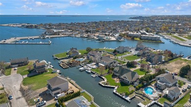 This spectacular expanded ranch sits on a deep waterfront lot - photo 43