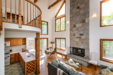 Mint Condition Candlewood Lake Home - photo 7