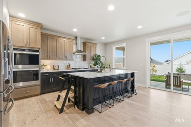 Welcome to 12602 S Teano Ave-an exceptional 2,128 sq ft, 3 bed - photo 13