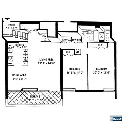 Beautifully renovated 2-bedroom / 2-bathroom apartment with - photo 19