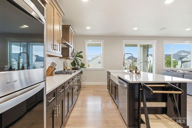 Welcome to 12602 S Teano Ave-an exceptional 2,128 sq ft, 3 bed - photo 20