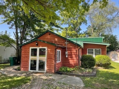 Lake Home Off Market in Silver Lake, Indiana