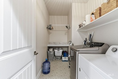 Welcome to 12602 S Teano Ave-an exceptional 2,128 sq ft, 3 bed - photo 25