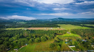 Additional listing photo 1