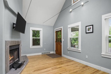 Renovated bungalow that could grace the cover of Dwell - photo 5