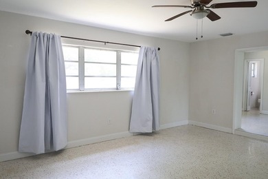 Cute, bright 3-bedroom, 2-bath single family home conveniently - photo 18