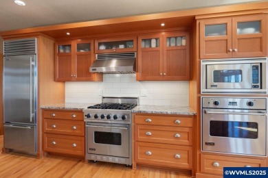 Breathtaking panoramic views in one of Corvallis' most coveted