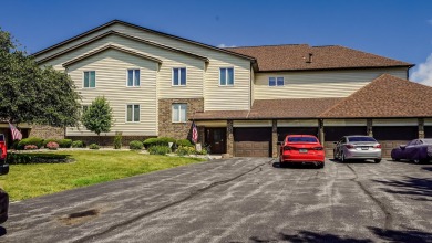 Lake Condo For Sale in Crown Point, Indiana