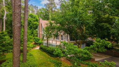 Perfectly positioned on over 2 acres within the gated Edisto - photo 4