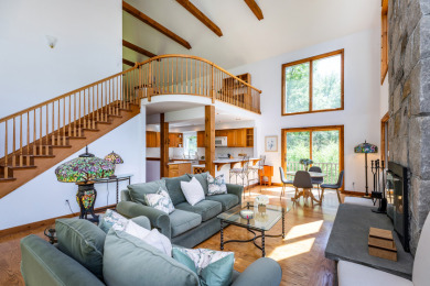 Mint Condition Candlewood Lake Home - photo 6