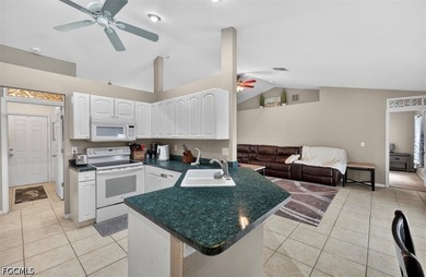 Pool/spa home in a great location, with easy access to the Pine - photo 8