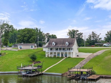 Lake Home For Sale in Muscle Shoals, Alabama