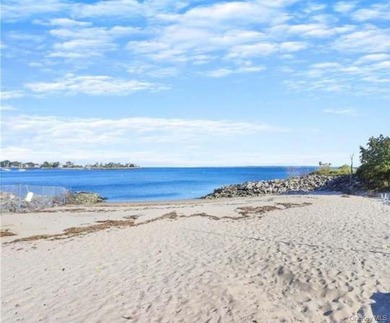 ** CASH OFFERS ONLY ** This SPACIOUS 1 bedroom unit has an - photo 15