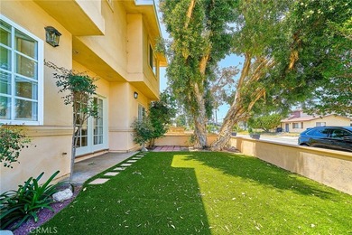 Welcome to this newer construction freestanding townhome in the - photo 30