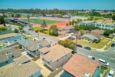 Welcome to this newer construction freestanding townhome in the - photo 32