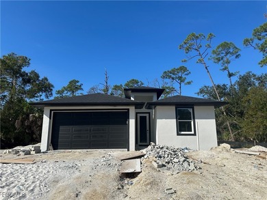 Port Charlotte Waterway Area Home For Sale in Port Charlotte Florida