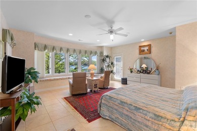Enjoy wide water scenic Lake Keowee views with a sandy beach. - photo 29