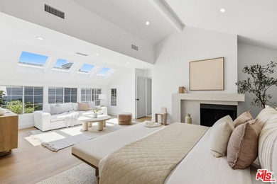 Elevate to the best of Marina living in this extensively - photo 34