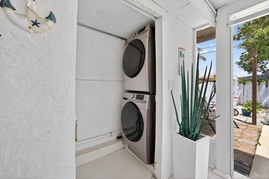 Motivated sellers! Welcome to this beautifully updated 4-bedroom - photo 37