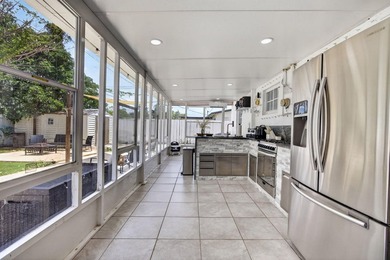 Motivated sellers! Welcome to this beautifully updated 4-bedroom - photo 38