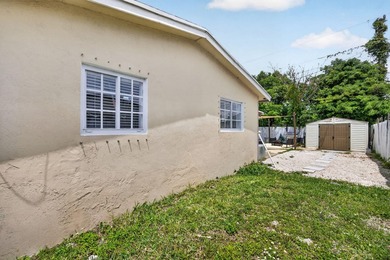 Motivated sellers! Welcome to this beautifully updated 4-bedroom - photo 50