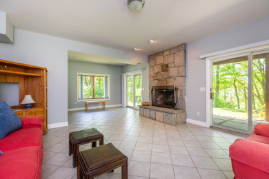 Mint Condition Candlewood Lake Home - photo 18